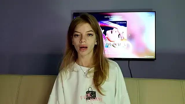 mari__papi from StripChat is Freechat