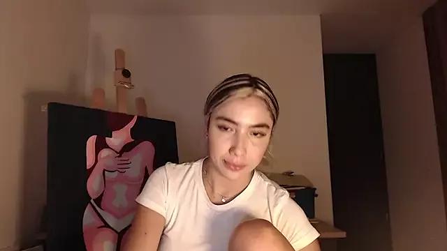 Checkout girls naked models with similar nickname. Cute sexy Free Models.