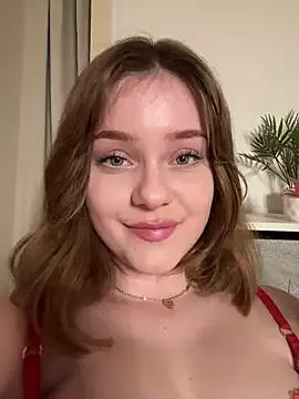 MaribelRiver from StripChat is Freechat