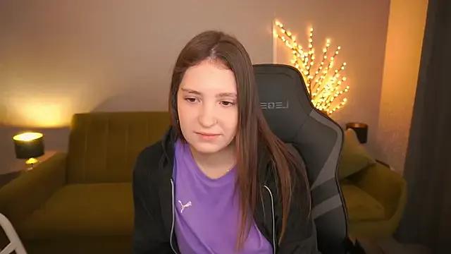 MarryLins from StripChat is Freechat