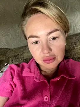 MartaLuna_ from StripChat is Freechat