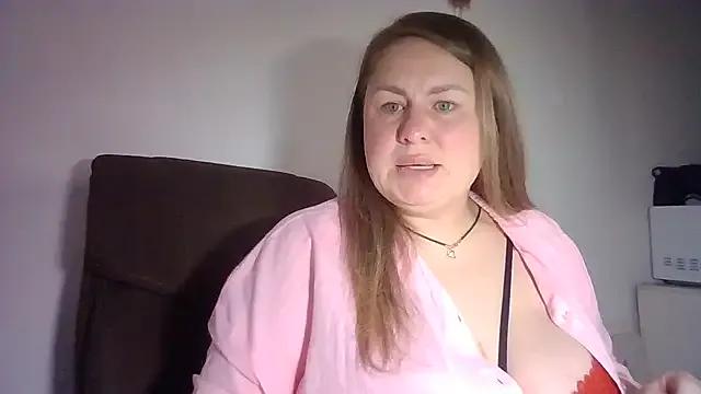 MartaXLove from StripChat is Freechat