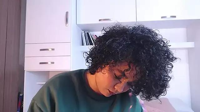 Martina_Ruis from StripChat is Freechat