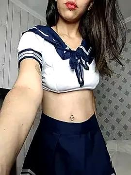 MaryannG from StripChat is Freechat