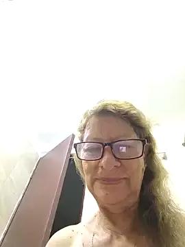 MaryeLunna from StripChat is Freechat