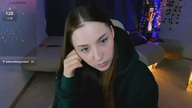 MaryGrand from StripChat is Freechat