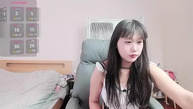 MaryH000 from StripChat