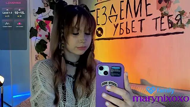 Marynixoxo from StripChat