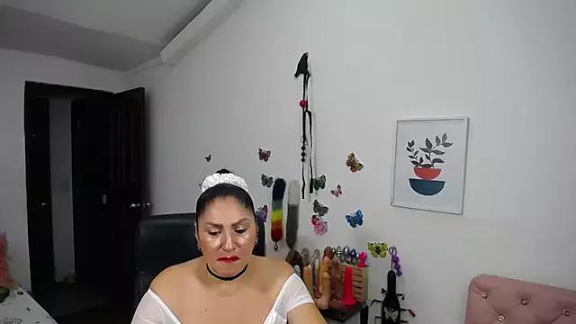mature_bigboobs10 from StripChat is Freechat