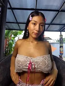 Mavi_roouse_ from StripChat is Freechat
