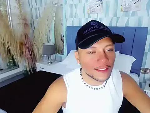 Max_Rivers from StripChat is Freechat