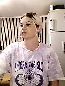 maya4love- from StripChat