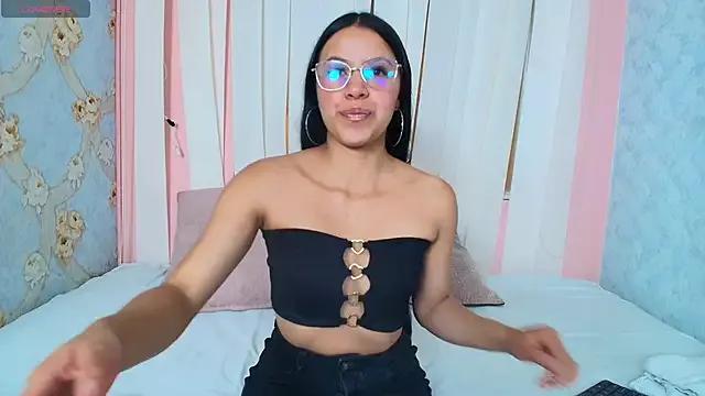 Maya_Duque_ from StripChat is Freechat