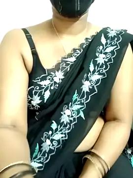 maya_sweety24 from StripChat
