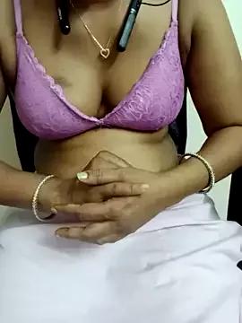 maya_sweety24 from StripChat