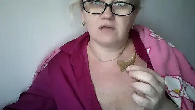 Mayya4321 on StripChat 