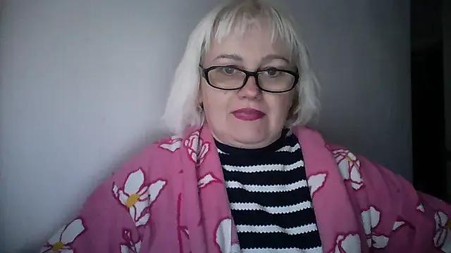 Mayya4321 on StripChat 