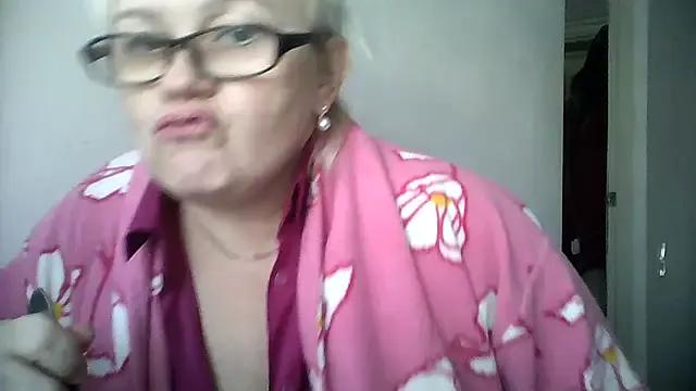 Mayya4321 on StripChat 