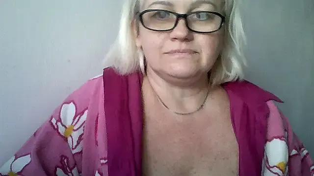 Mayya4321 on StripChat 