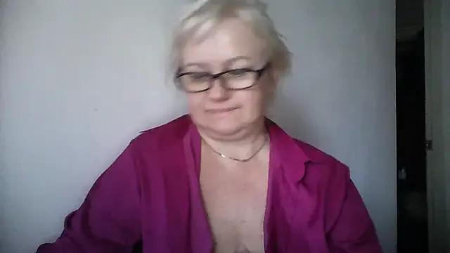 Mayya4321 on StripChat 