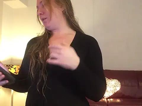 MazySunny from StripChat is Freechat