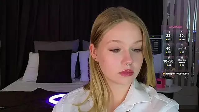 Me_michelle from StripChat is Freechat