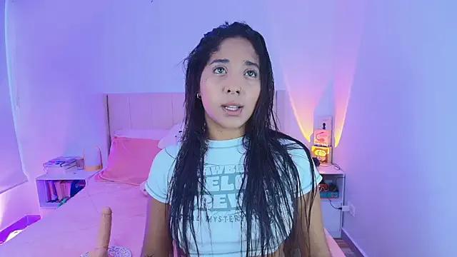 Megan_ale from StripChat is Freechat