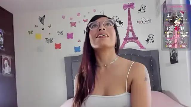 Megan_Darcy from StripChat is Freechat