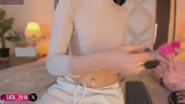 Megan_DH from StripChat is Freechat