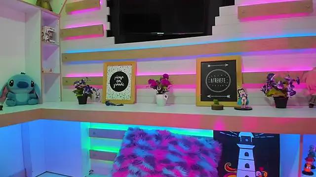 megan_ssmith_ from StripChat is Freechat