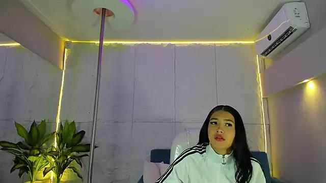 Checkout girls naked models with similar nickname. Cute sexy Free Models.