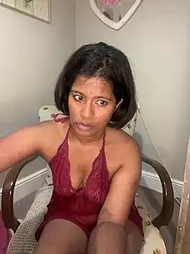 Melarose82 from StripChat is Freechat
