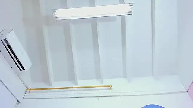 melevansxs from StripChat is Freechat