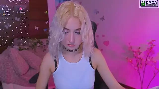 Checkout girls naked models with similar nickname. Cute sexy Free Models.