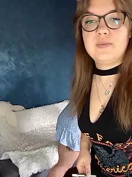 Melissa_Sensual from StripChat is Freechat