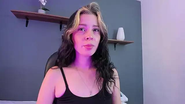 melissajhons_ from StripChat is Freechat