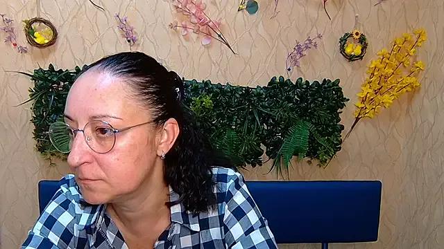 MelissaShell from StripChat is Freechat