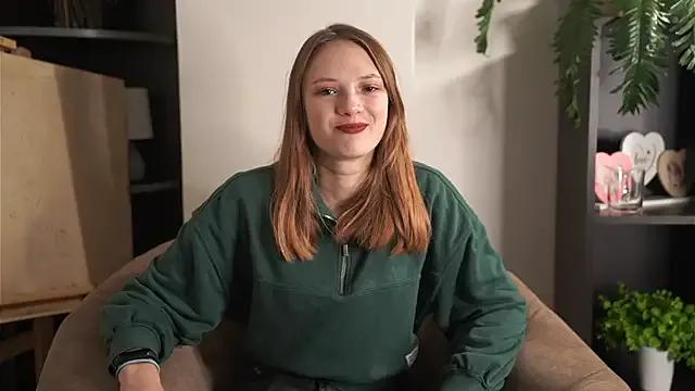 MelissiaKapaun from StripChat is Freechat