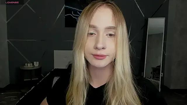 mellisadream from StripChat is Freechat