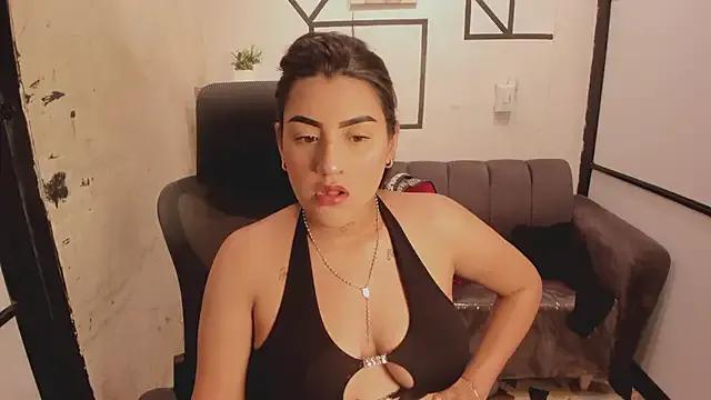 MelodySnow from StripChat is Freechat