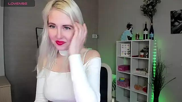 Checkout girls naked models with similar nickname. Cute sexy Free Models.