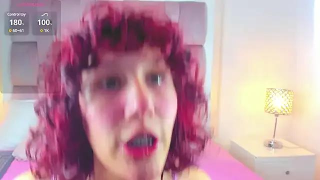 MerryScott_ from StripChat is Freechat