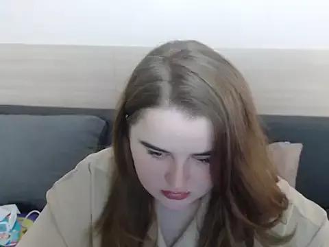 mery_lo_ from StripChat is Freechat