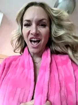 MessyNastyNaty from StripChat