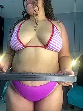 Mia_Crimson from StripChat is Freechat