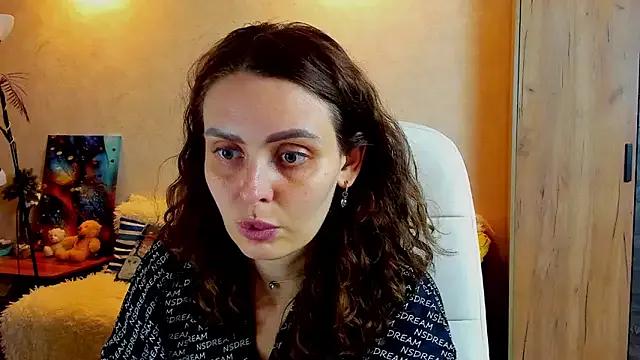 mia_grantes from StripChat is Freechat