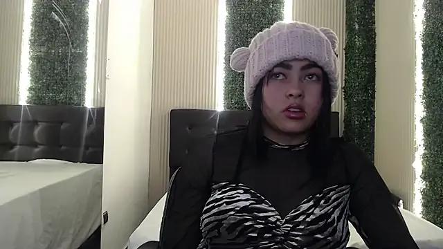 mia_violet8 from StripChat is Freechat