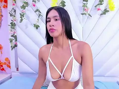 Miaa_Davis_ from StripChat is Freechat