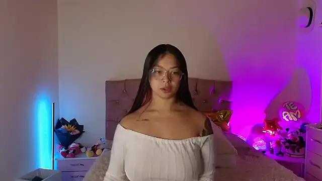 Miaa_saenz1 from StripChat
