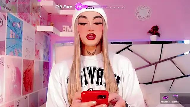 Miacuteee from StripChat is Freechat